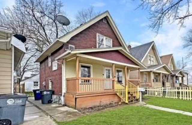 822 Clay Avenue photos photos