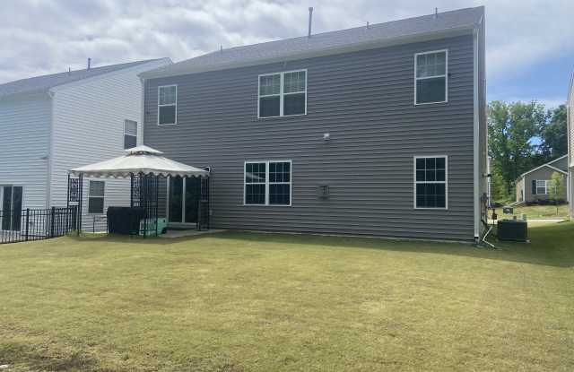 111 David Hill Drive Gallery 1
