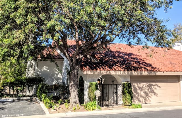 637 Arroyo Oaks Drive - 637 Arroyo Oaks Drive, Thousand Oaks, CA 91362