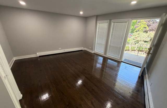 RENOVATED ONE BEDROOM APARTMENTS FOR $1,550.00 Gallery 4