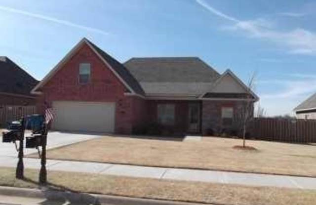 2501  SW Montana  AVE photos photos