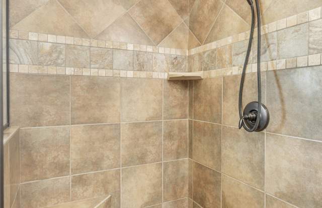 1326 Briar Cliff Path Gallery 3