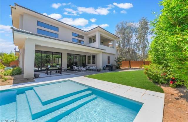 2 Sugarberry Lane photos photos