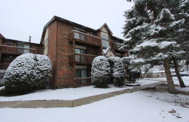 419 Berkshire Drive unit: 13 photos photos