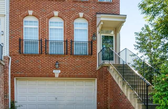 8535 WYNGATE MANOR Court - 8535 Wyngate Manor Court, Mount Vernon, VA 22309