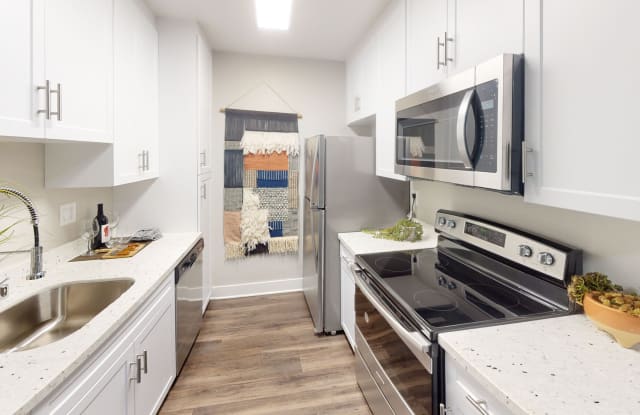 Axiom Tustin photos photos