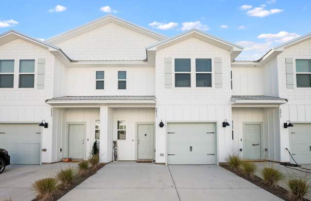 4013 Blue Water Drive photos photos