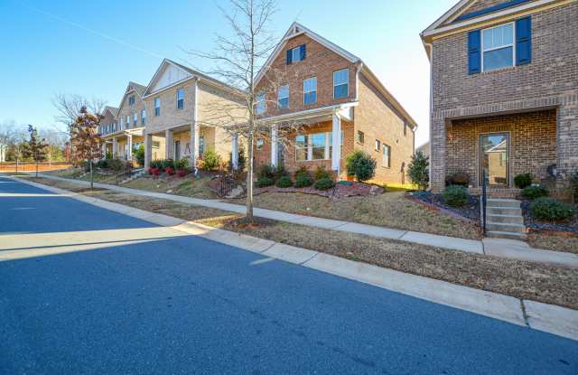 Like New All Brick Home in Mint Hill! COMING SOON! Gallery 3
