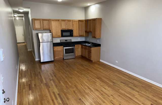 2438 N Laramie ave 1N photos photos