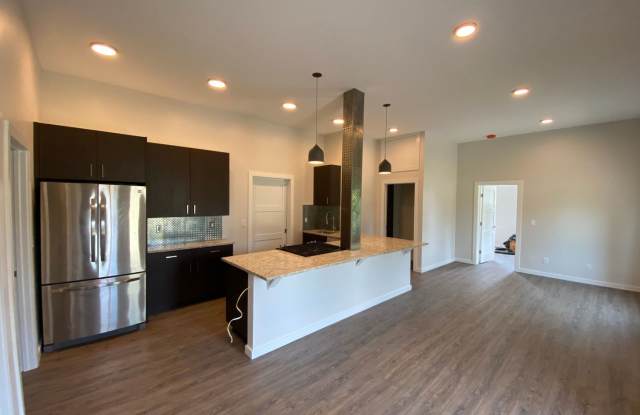Location Downtown! 3 Bedroom, 2 Bath. COMPLETELY RENOVATED! Must see! photos photos Location Downtown! 3 Bedroom, 2 Bath. COMPLETELY RENOVATED! Must see! photos photos