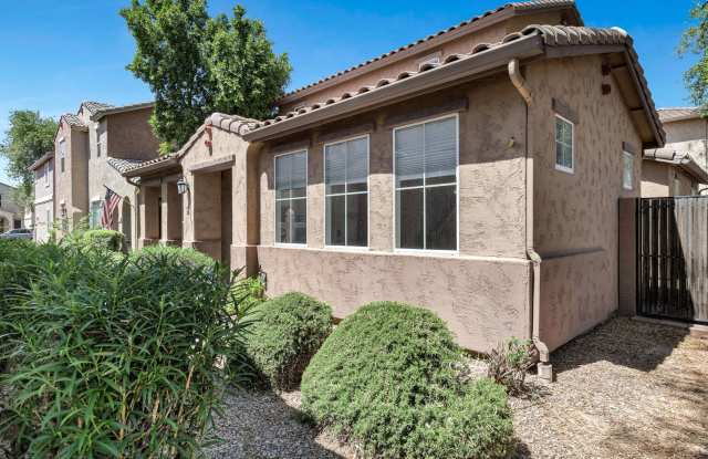 3 bed, 3 bath Mesa home Gallery 3