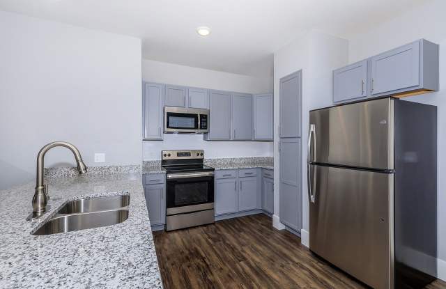 Overlook at Mesa Creek Apartments Gallery 4