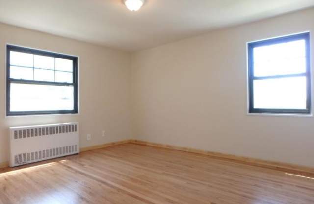 68-42 136 street Gallery 4