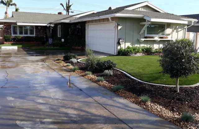 6222 Pico Vista Road Gallery 2