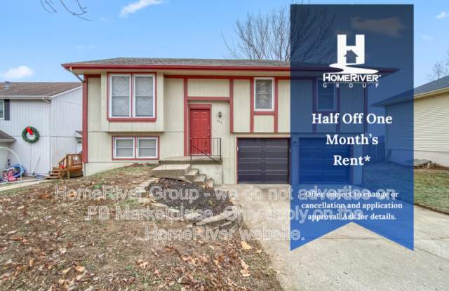 8703 NW 83rd St photos photos