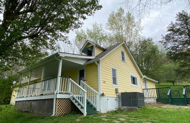 Spacious 3 Bedrooms Located in Hermitage / Private Wooded Backyard / Covered Front Porch / Stainless Steel Appliances photos photos