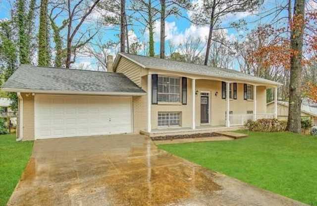 1440 Cedar Ridge Court Gallery 2
