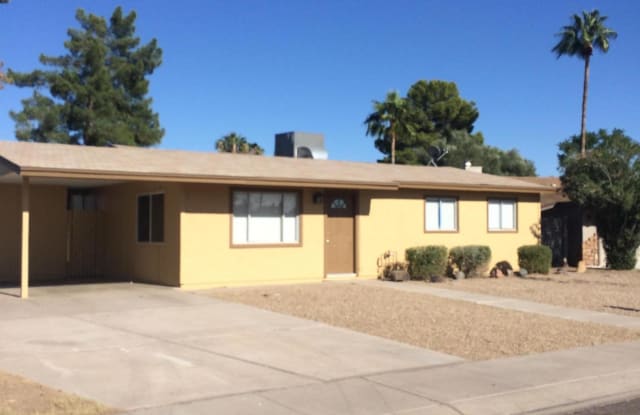 14607 N 32nd Place - 14607 North 32nd Place, Phoenix, AZ 85032