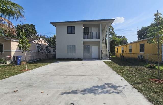 1970 Nw 48th St - 1970 Northwest 48th Street, Brownsville, FL 33142