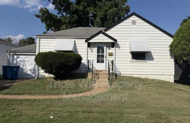7417 Pleaseway Drive Gallery 1