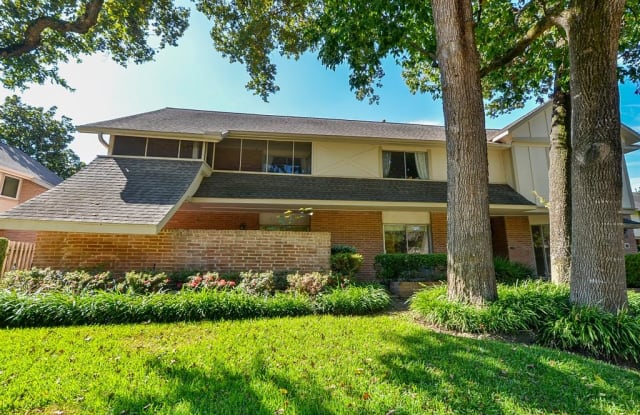 641 S Ripple Creek Drive - 641 South Ripple Creek Drive, Houston, TX 77057
