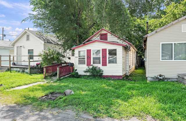 1404 Cody St photos photos