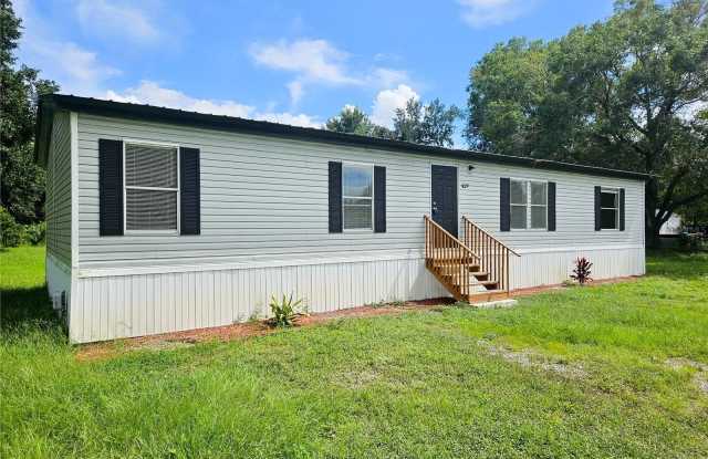 4129 WOODSRIDGE Drive Gallery 1