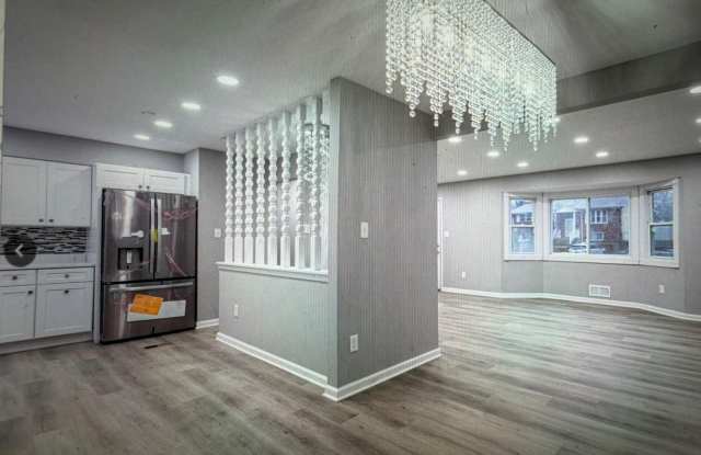 1801 JARVIS Avenue Gallery 4
