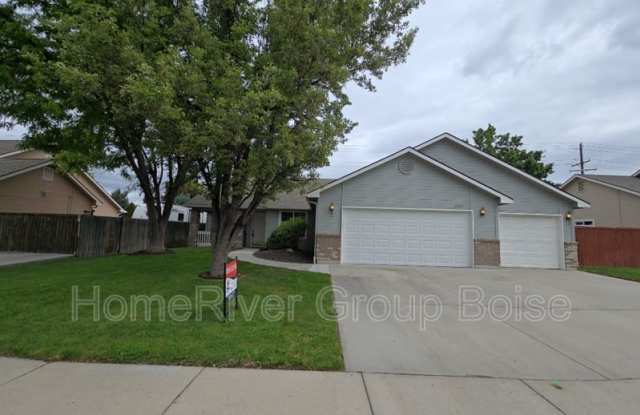 2020 W Pebblestone St - 2020 West Pebblestone Street, Meridian, ID 83646 2020 W Pebblestone St - 2020 West Pebblestone Street, Meridian, ID 83646