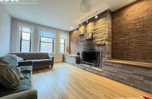 39 Saint Paul St. Gallery 3