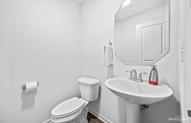 1097 Moraine Drive Gallery 3