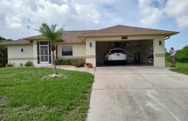 601 Tarpon Way photos photos