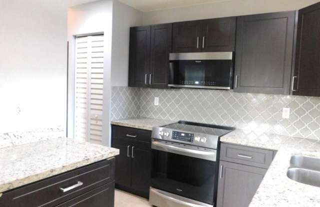 2470 NW 99th Way 2470, Sunrise, FL 33322 photos photos