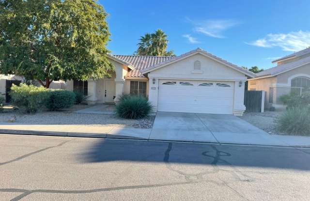 1695 W MACAW Drive - 1695 West Macaw Drive, Chandler, AZ 85286