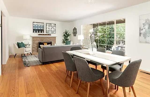 Lovely and spacious 3BR 2BA home with additional Family Room photos photos