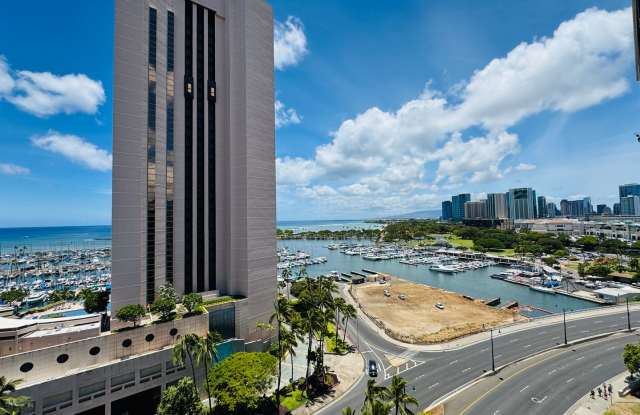 Gorgeous panoramic view in Waikiki! photos photos