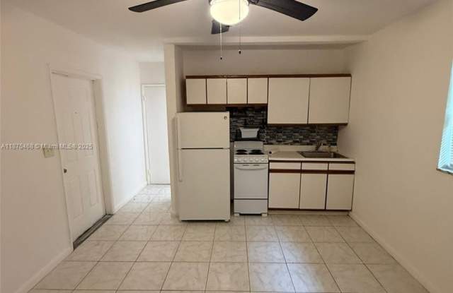 315 NW 32nd St photos photos