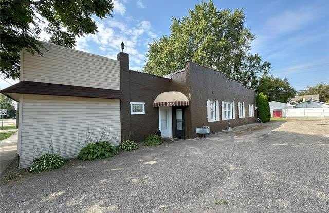 1318 S Campbell Road photos photos