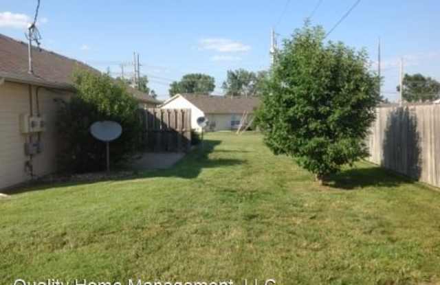 2904 Russell Ct Gallery 4