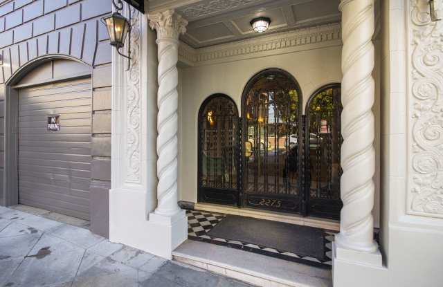 2275 BROADWAY Street Gallery 2