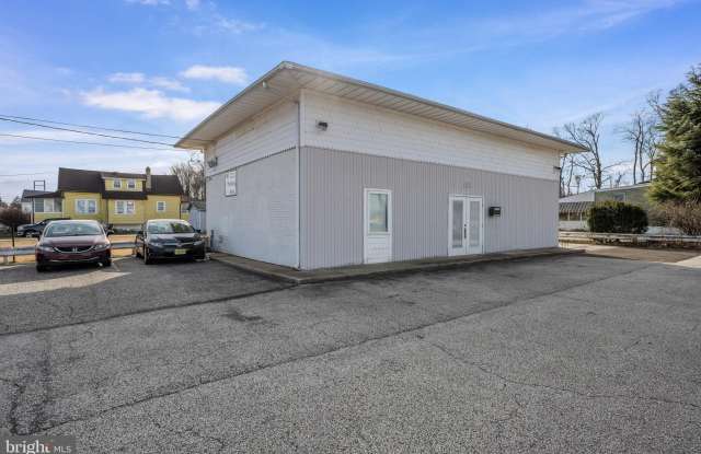 901 CROWN POINT Road photos photos