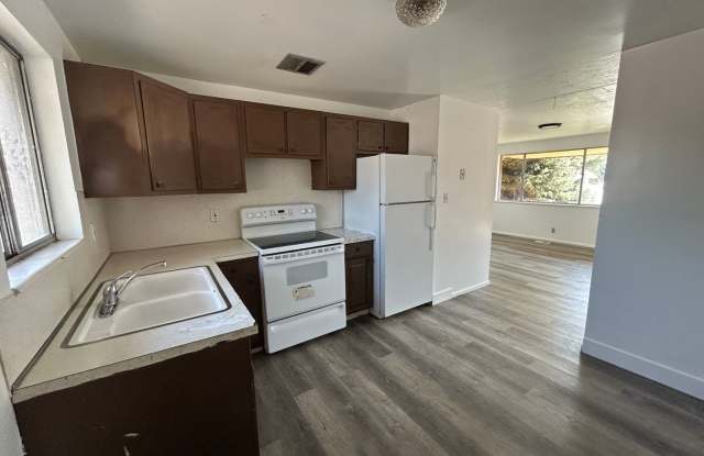 SIGNING BONUS AVAILABLE UP TO $800!! 2 Bedroom Orem Apartment with NEW Washer and dryer in unit!! photos photos