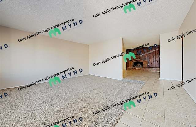 10430 N 48th Ln Gallery 3