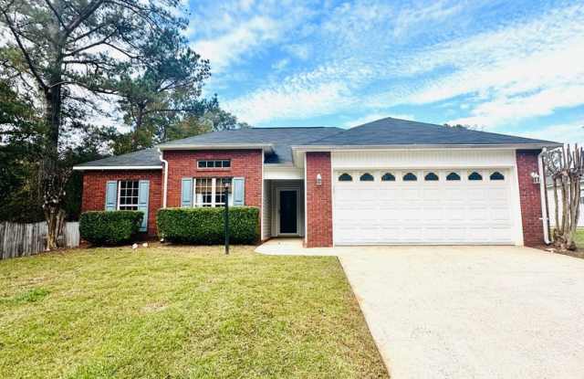 206 Roaring Forks - Bonaire Rental - 206 Roaring Forks Drive, Warner Robins, GA 31005