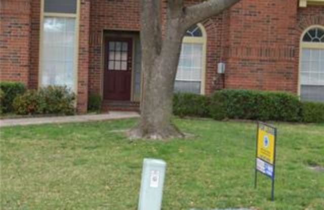 252 Cobblestone Row - 252 Cobblestone Row, Denton, TX 76207