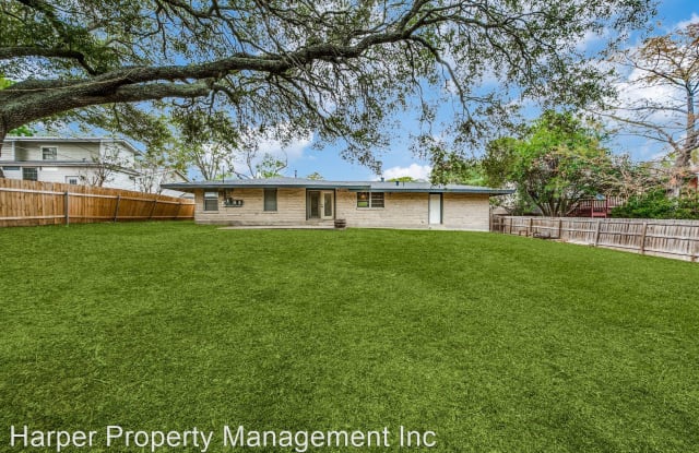 7426 Robin Rest Dr - 7426 Robin Rest Drive, San Antonio, TX 78209