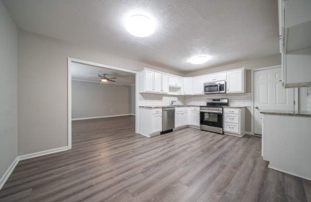 6040 Luna Drive Gallery 2