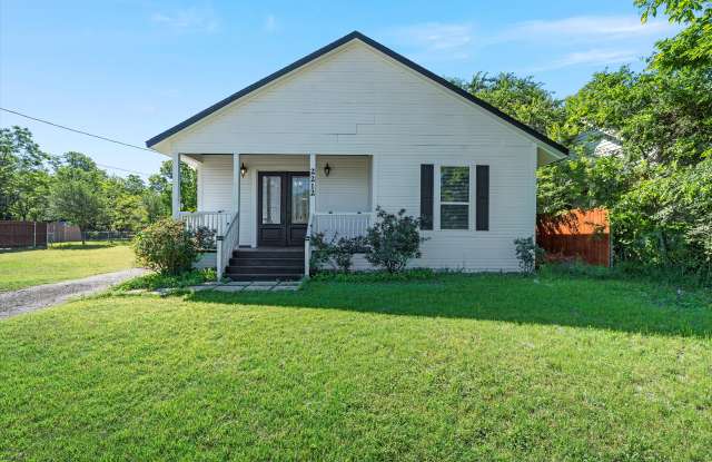 2212 Clay Avenue photos photos