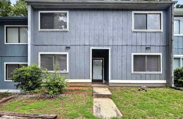 925 Pine Oak Trail photos photos