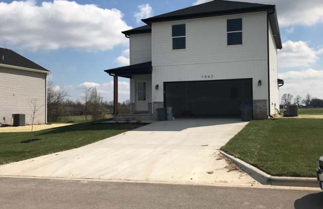 Executive Rental - 4 Bedroom 3 Baths photos photos